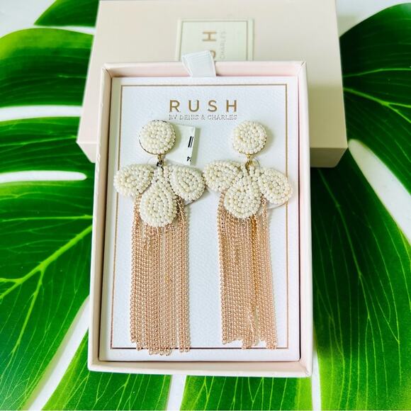 Rush Faux Pearl Cluster Drop Earrings NWT - Picture 9 of 13